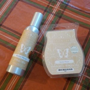Scentsy Butter Pecan wax bar and room spray
